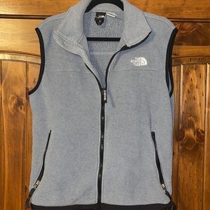 Northface Black tag vest. Size Men’s Small